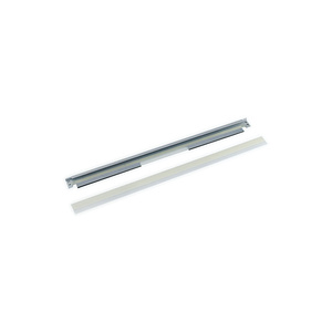 Transfer Belt Cleaning Blade in Xerox 104R00256 Transfer Belt Cleaner